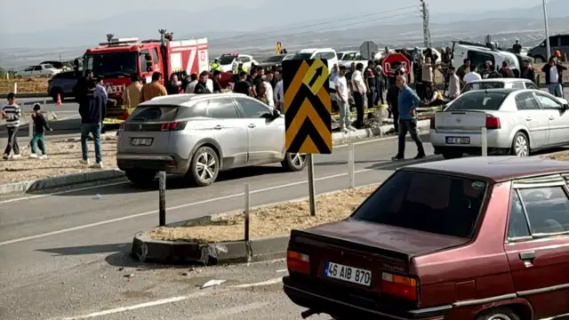 MHP konvoyunda kaza; milletvekili yaralandı, 1 kişi ölü