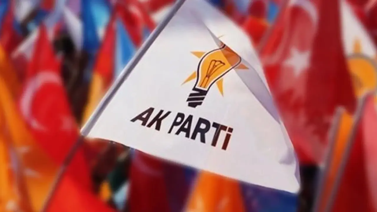 AKP kulislerinde olağanüstü kongre iddiası: Kabine de değişebilir