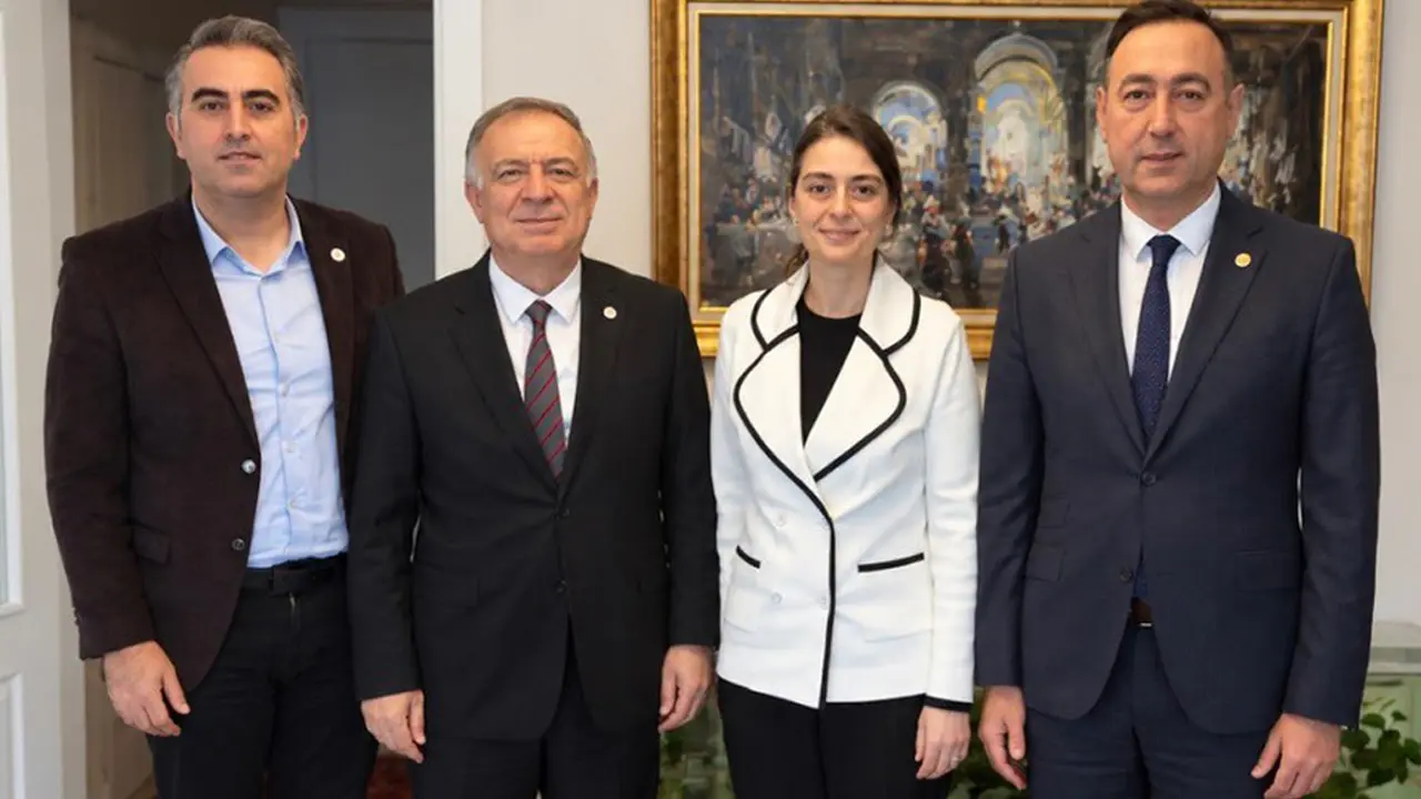 YENİ Parti’den Sinem Dedetaş’a ziyaret
